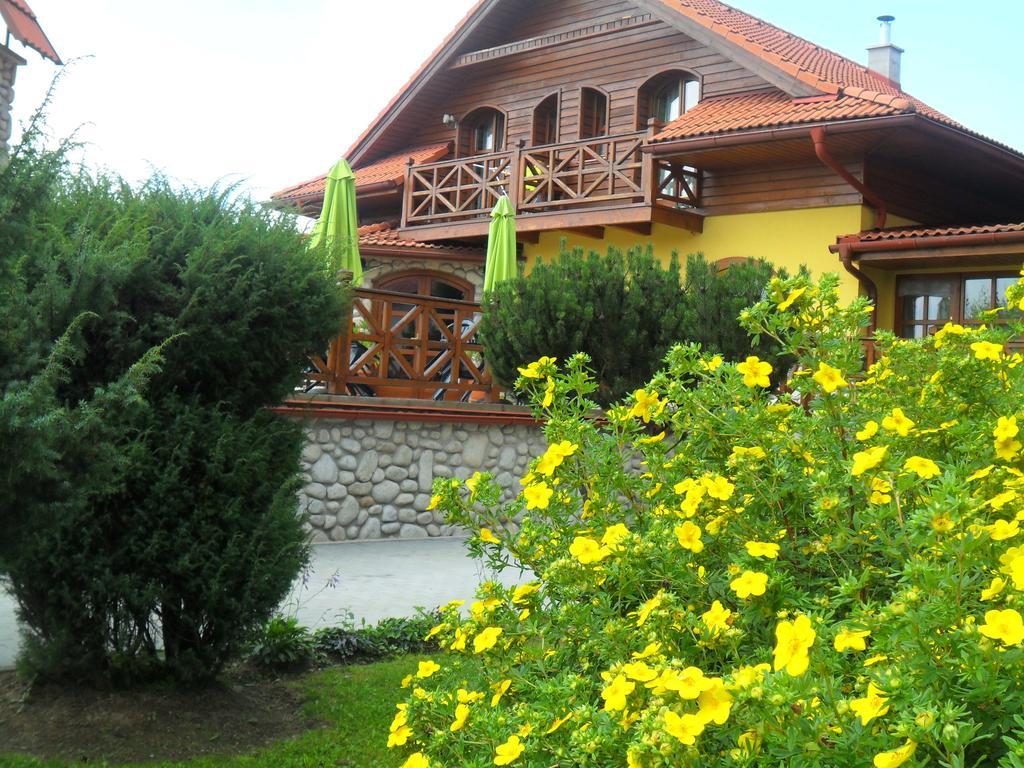 Penzion Country Stara Lesna Exterior photo
